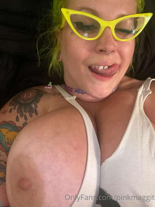 Summer is all about nip slips.