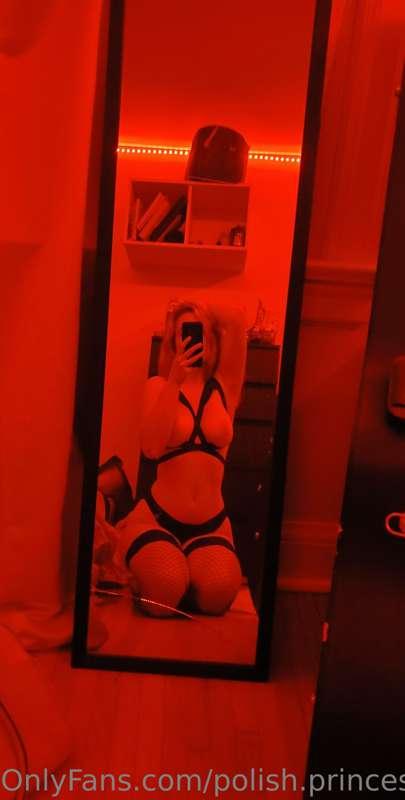 What’s your favourite kind of lingerie? 🌹💋