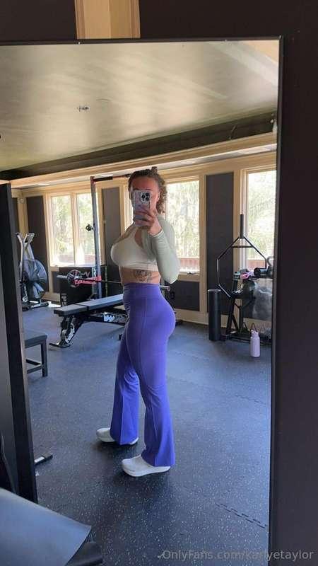 bell bottoms for the win >>> 🏆