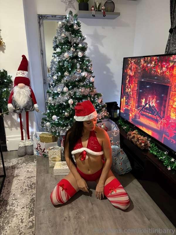 New Christmas post in my VIP 🎁😈🎄 @unlockedkeitlin 🎄 