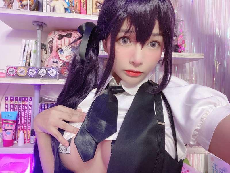 cosplayer%20mimi%20chan main image