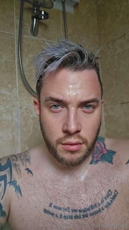 Had a bath... then had a steak. Haha