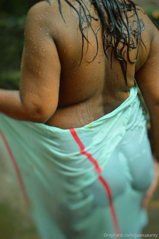 Feel the rain....💋💋💋💋💋💋