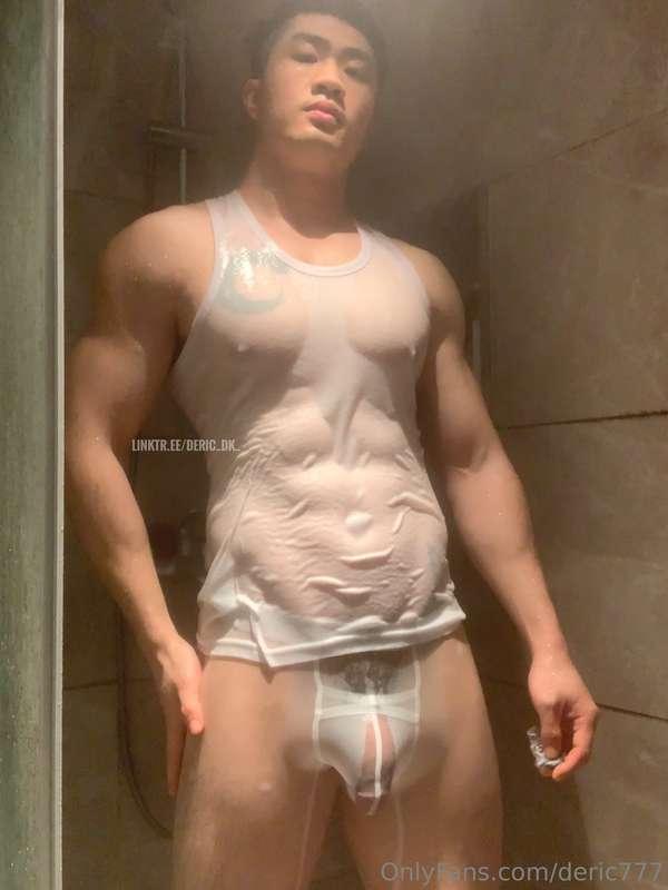 It's hot. I'm talking about bath water.😈 (Sorry for the dela..