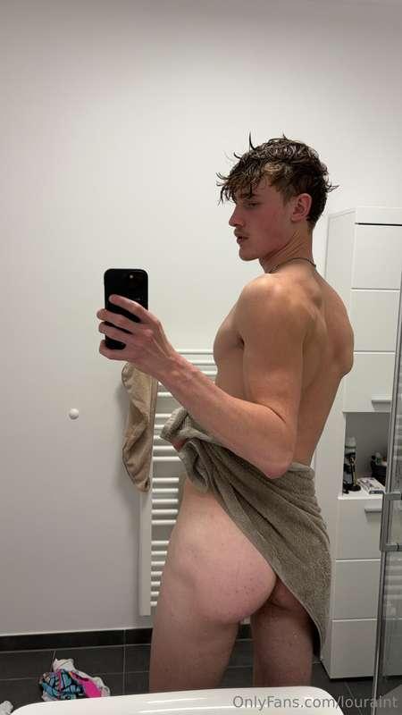 I have big dick and also the ass🍑😝