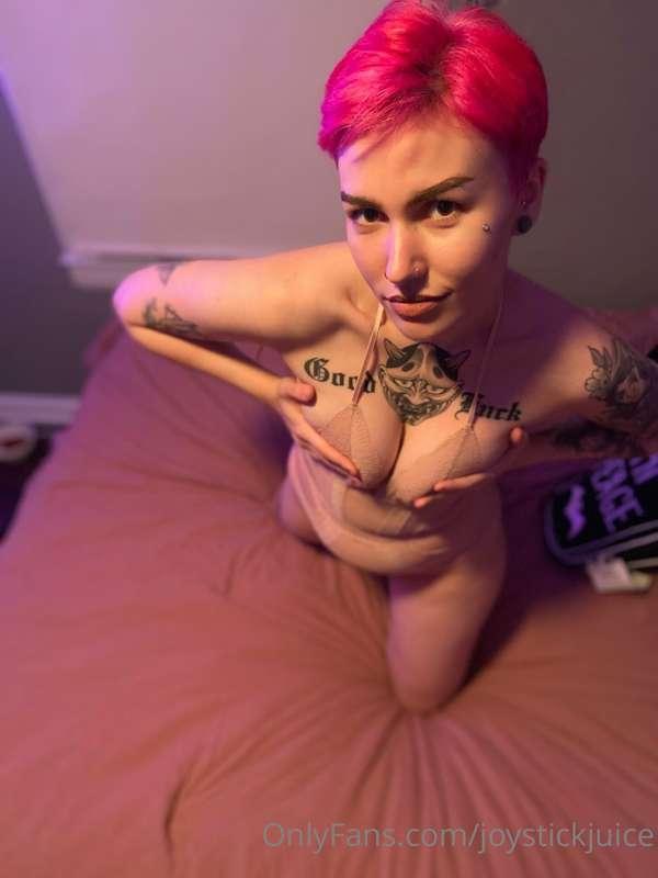 Don’t forget I have a whole new set in this bodysuit. The la..