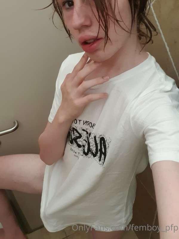 I love wearing nothing below the waist :3 hope you enjoy it ..