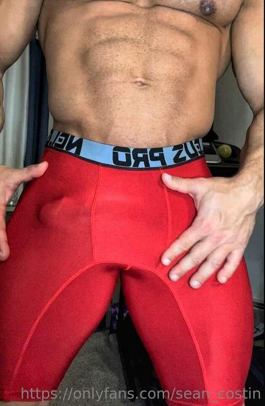 They like red, the color of love💖🔥💖