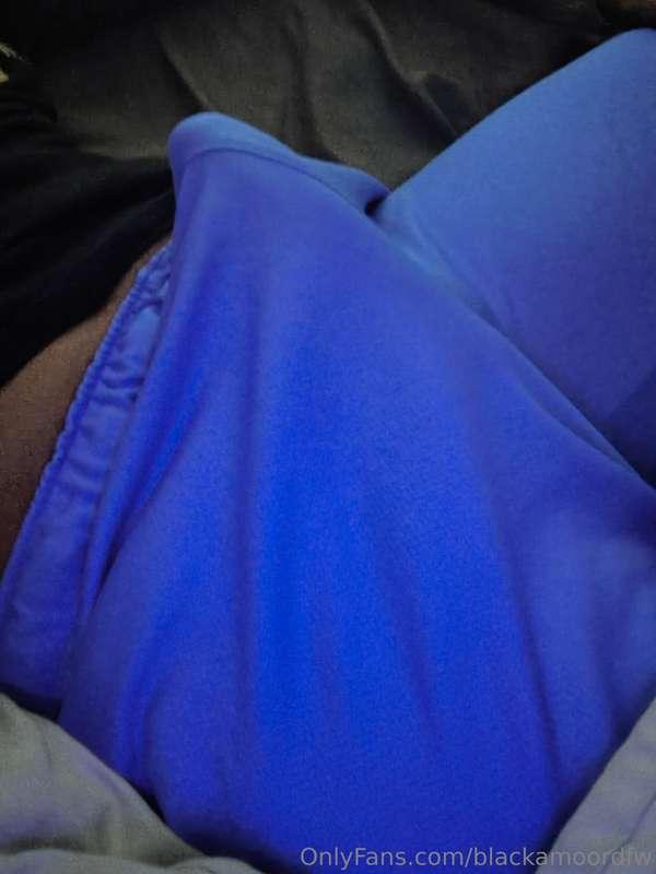 Woke up so insanely hard and needing that mouth...