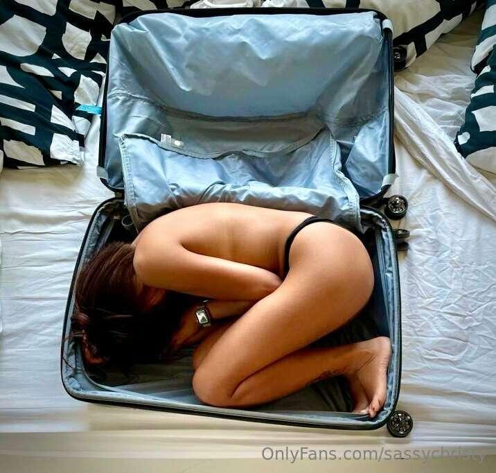 daddy Im ready to travel ✈️ and i dont need a passport! save..