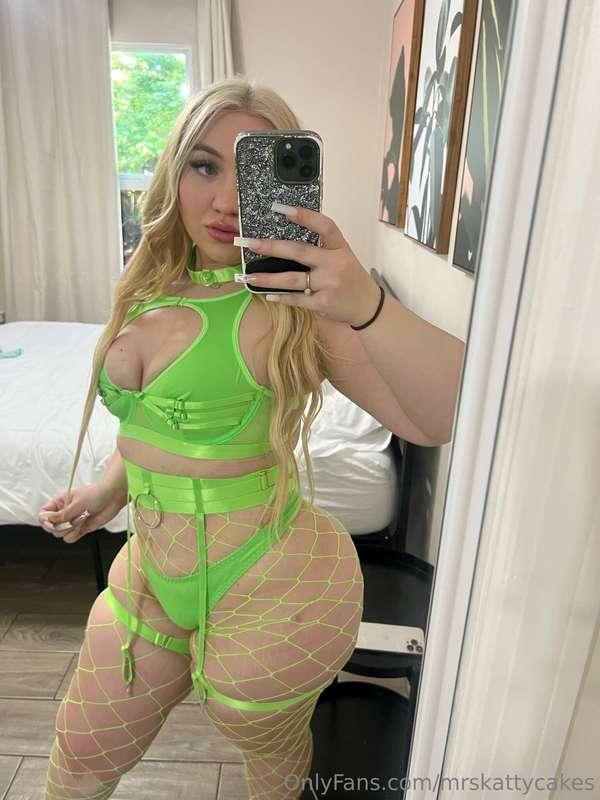 mrskattycakes image #2