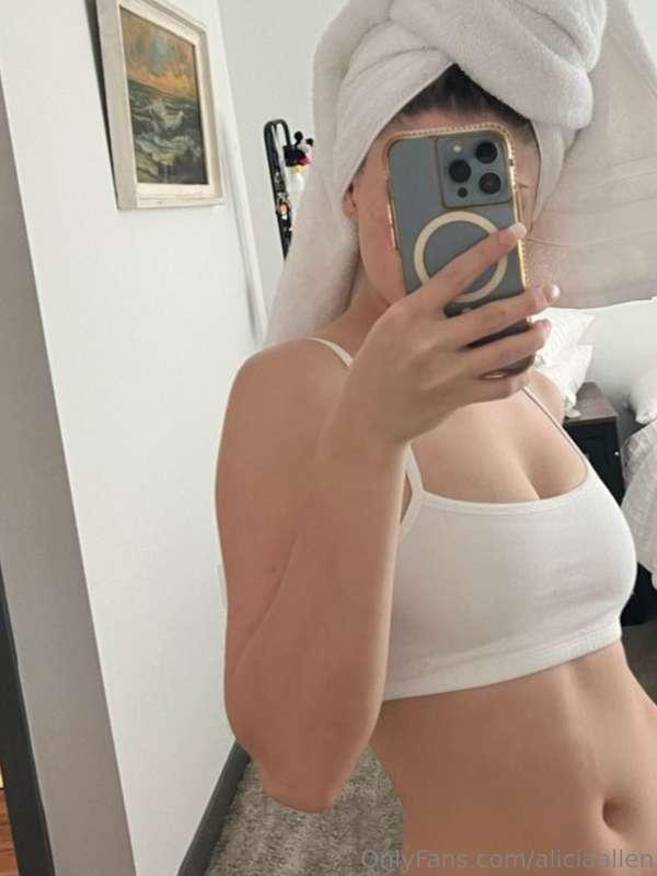 ngl i'm feeling sexy af