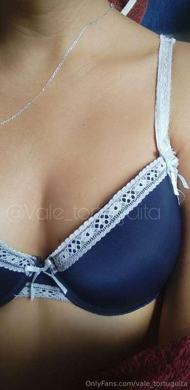 🪶 Mis orgasmos, mi cuerpo y mi placer, le pertenecen.