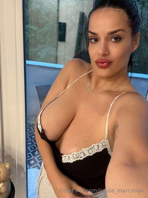 Send me kiss 😘