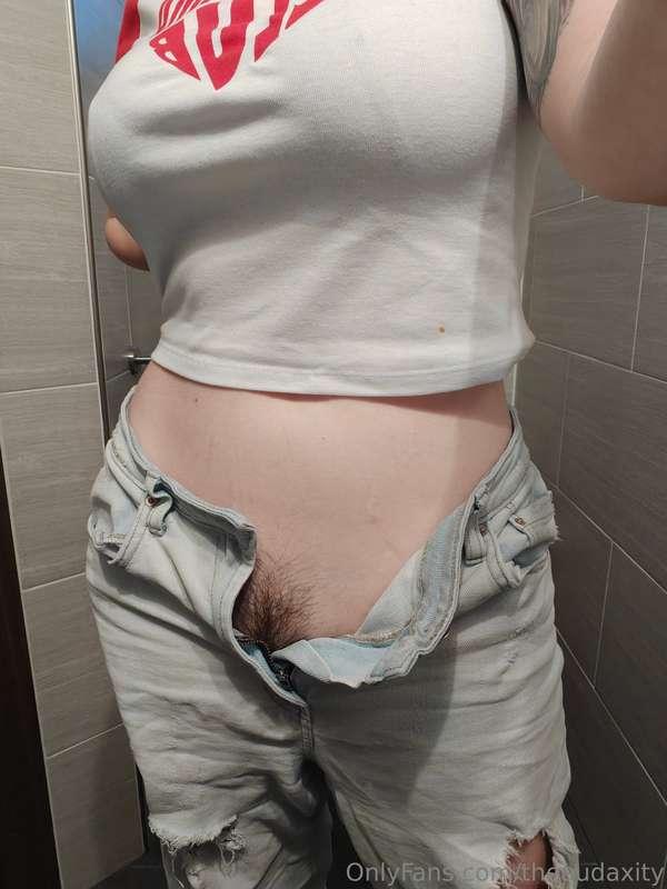 Baggy jeans appreciation post 🥰