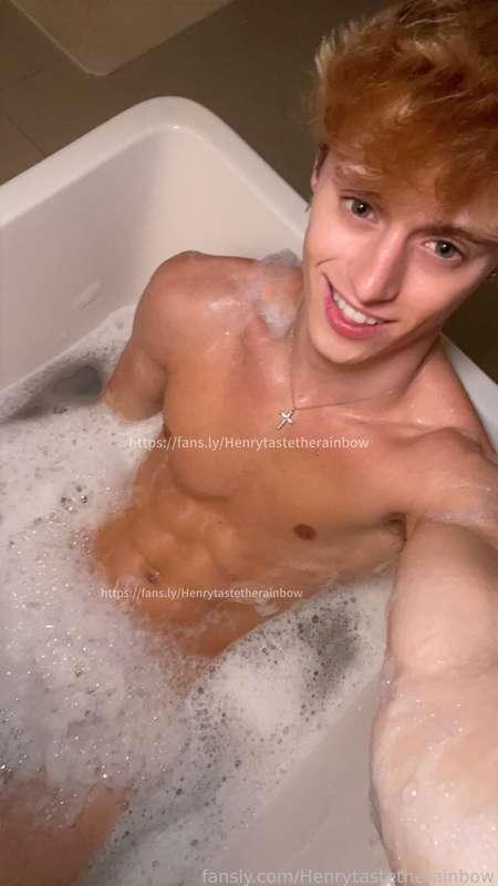henrytastetherainbow image #0