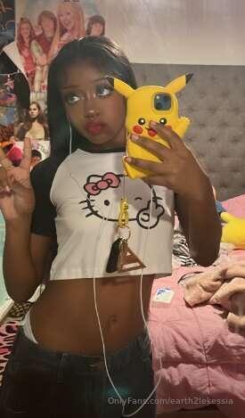 Do you like my new case ? 🙈