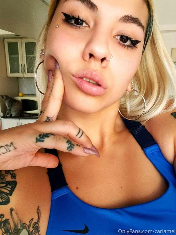 😋