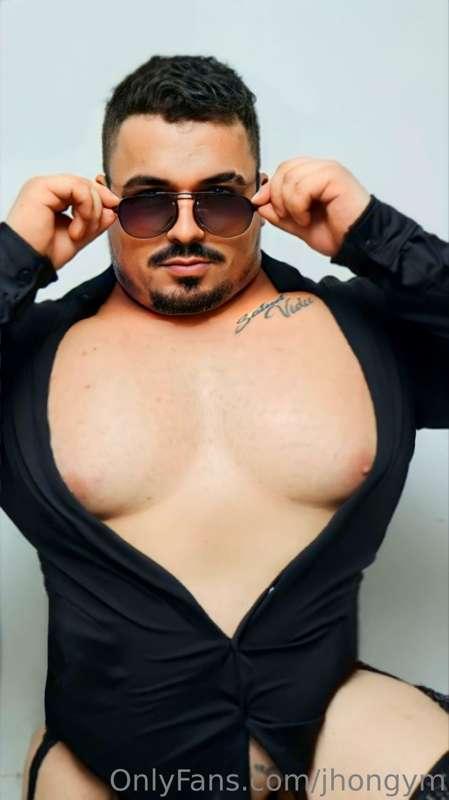 Rudo y Sensual😎💎

Rude and Sensual 😎💎