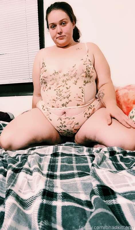 bhadkittenn image #3