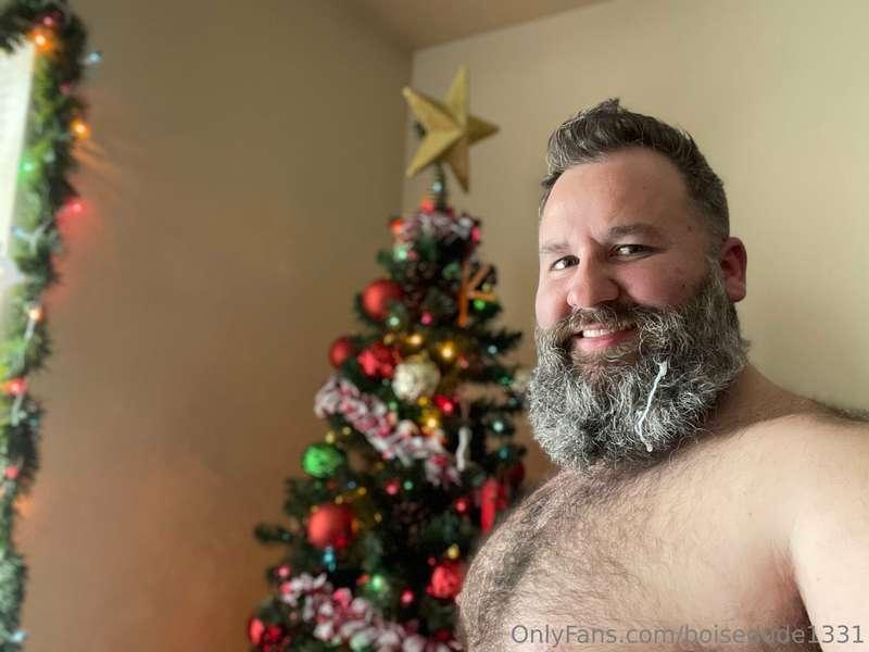 I splooged myself for Christmas😈😈😈