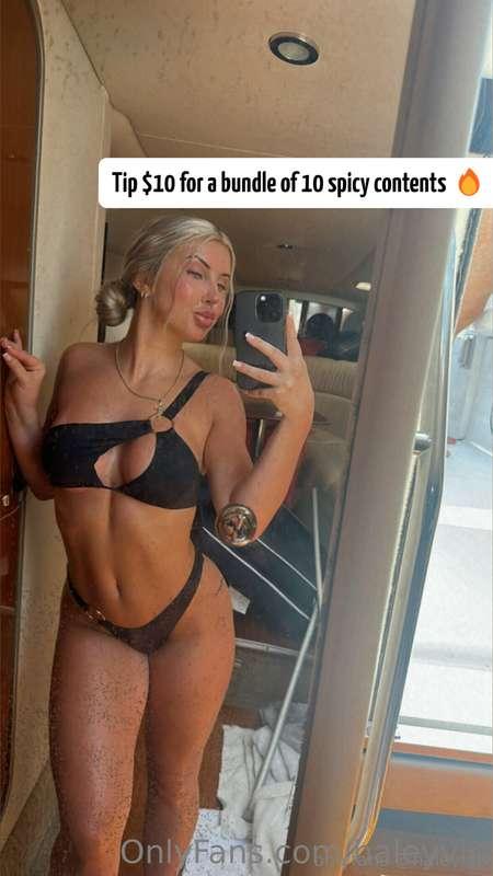 Your face and my pussy should kiss 😉​