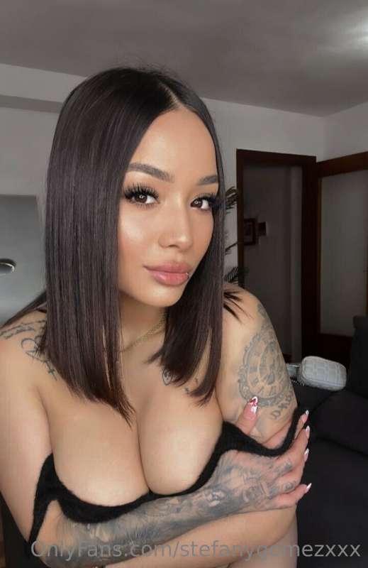 What do you want in the morning? 🤔 Coffee or me? 🤭