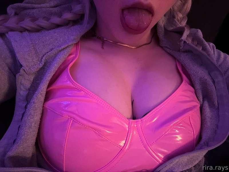 do u like pink ?