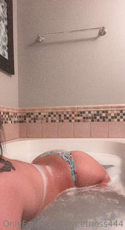 Tip $20 for my uncensored bath content 🙈😍