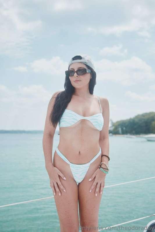 Use me as a canvas 💦