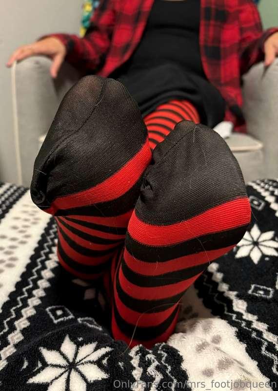 mrs_footjobqueen image #19