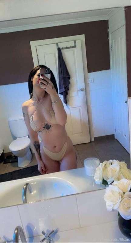 @syndellelouise