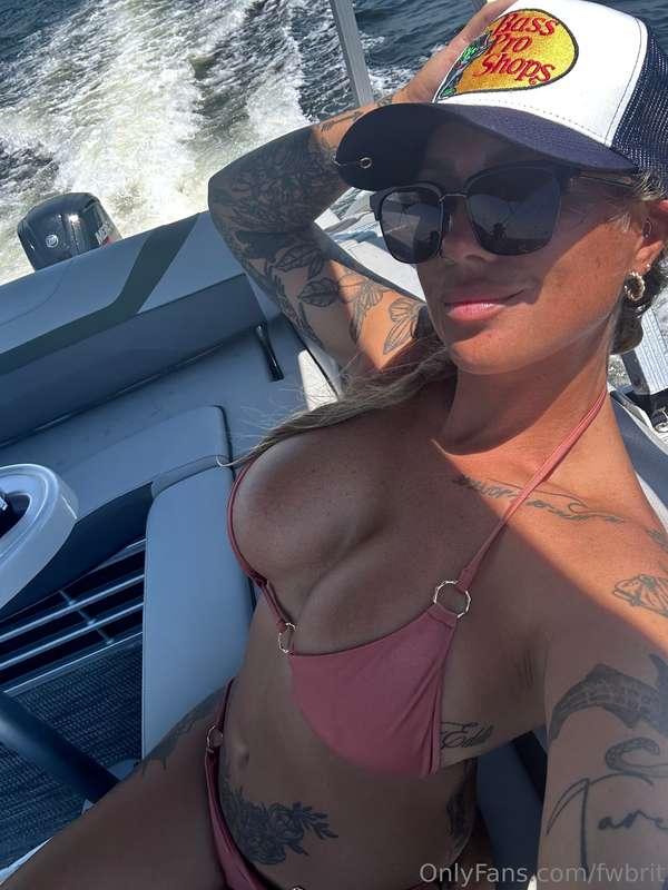 Boat days 🔥