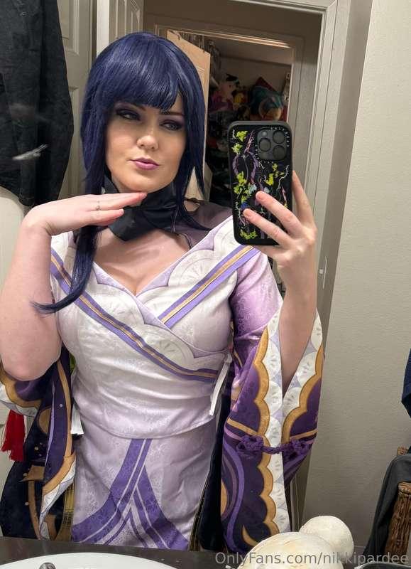 What’s under my cosplay??? Happy tittie Tuesday! I did a Rai..