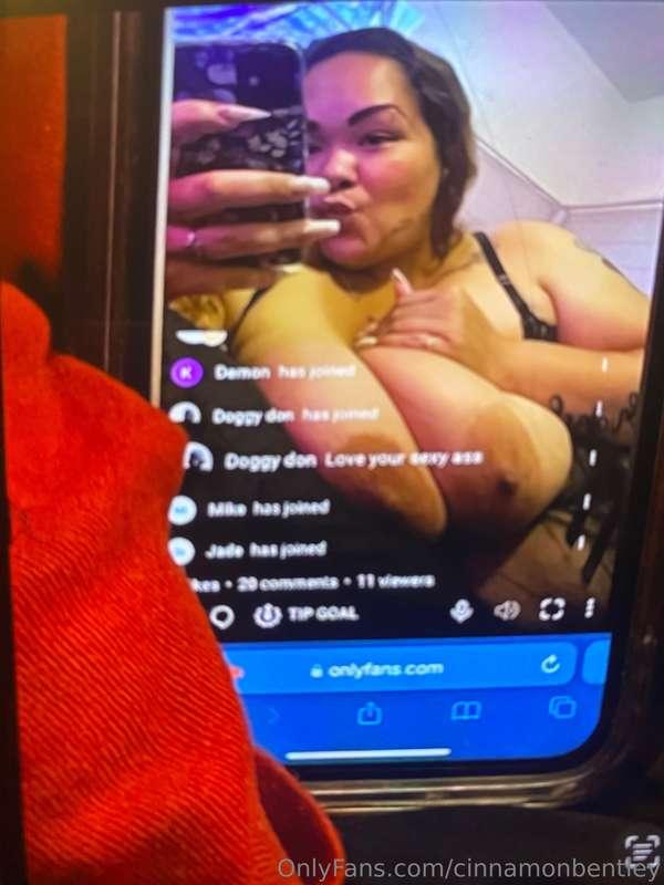 57 minutes of me in my new lingerie and shout out to Jay he ..