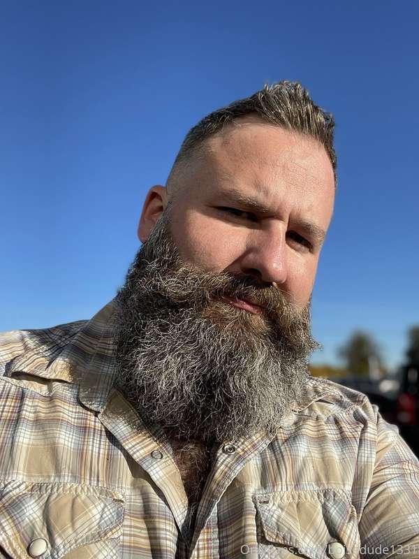 New hair cut and beard trim. What do ya’ll think?