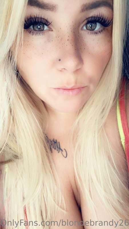 Happy Friday, babes!!!