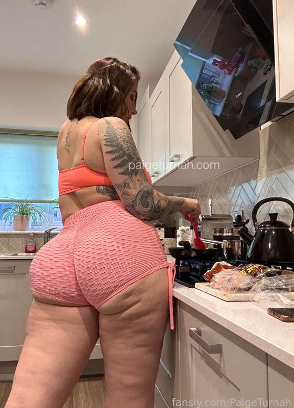 paigeturnah image #0