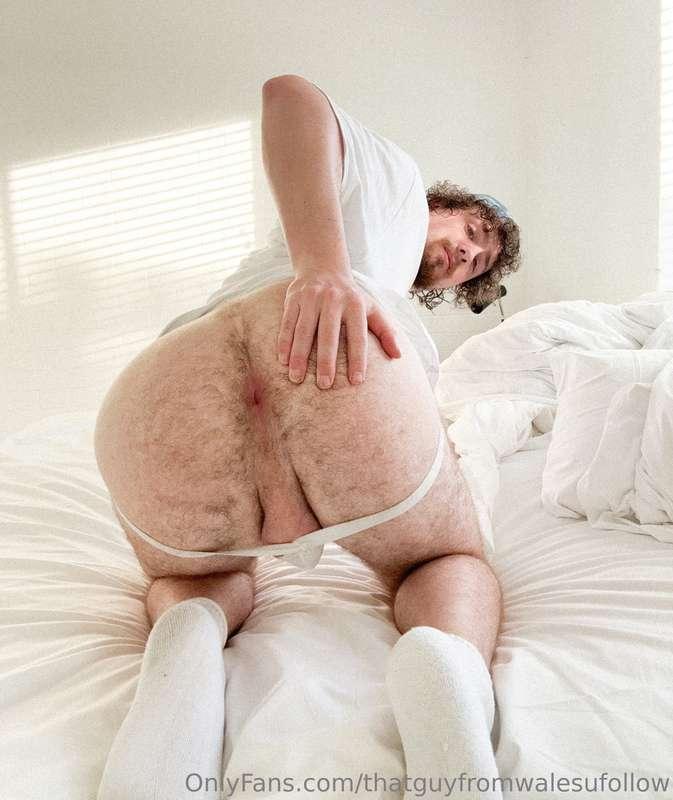 thatguyfromwalesufollow image #0