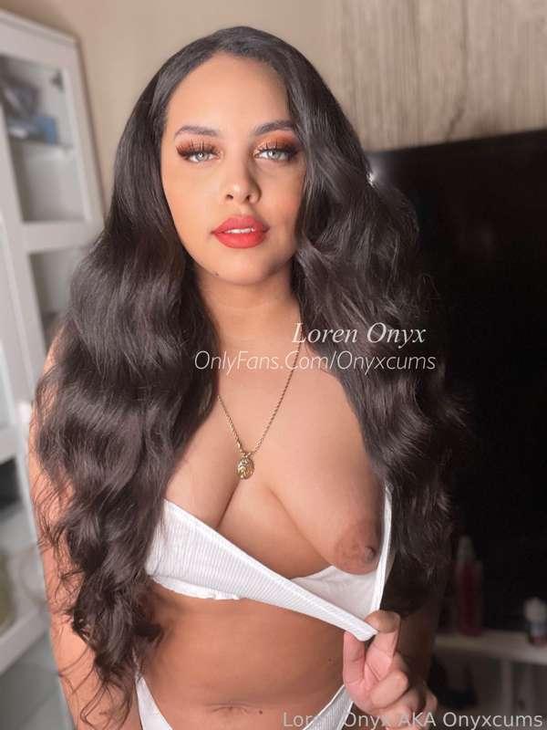 Give me a 💙 if you’d let me be your nerdy gf…i promise I’ll treat you right… 👉😈👈 

✎ #nerdy #ebony #cute #pokemon #exotic #bigass #gamer #reader #brunette #fyp 