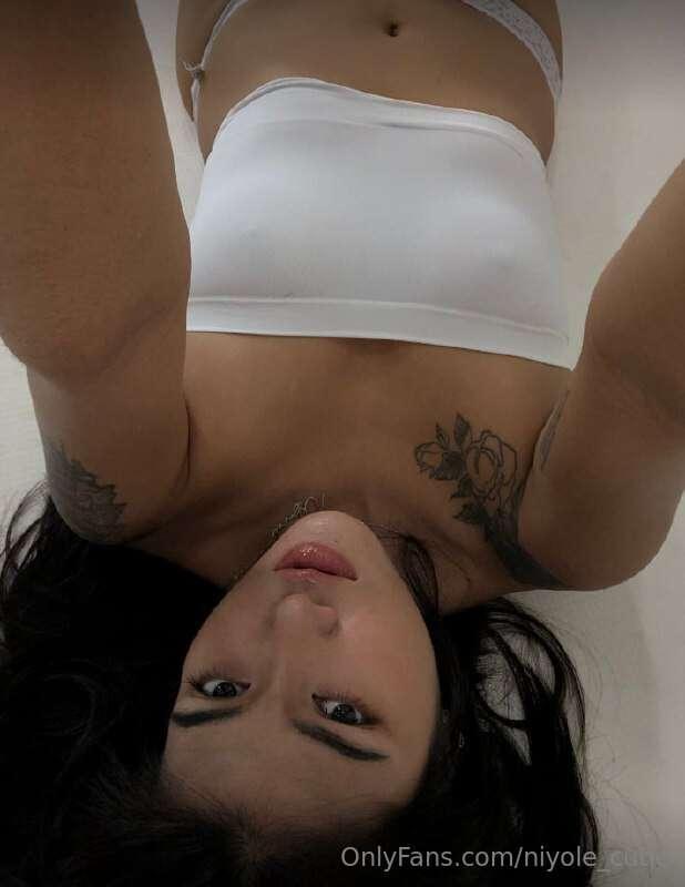 @aiko_babe  @aiko_babe  ☀️Get some of that powerful feminine..