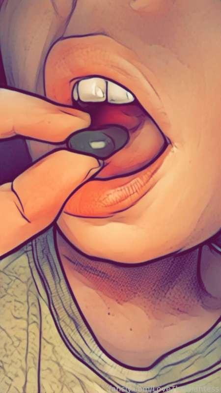lovethegiantess image #3