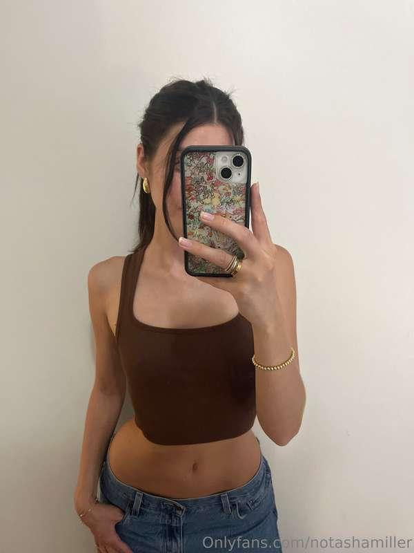 Peekaboo(b) ➡️🤭