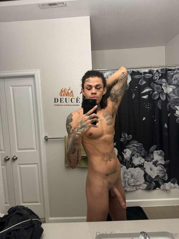 cum buss them nuts to daddy😈

@deucesnudes 25% off🔥