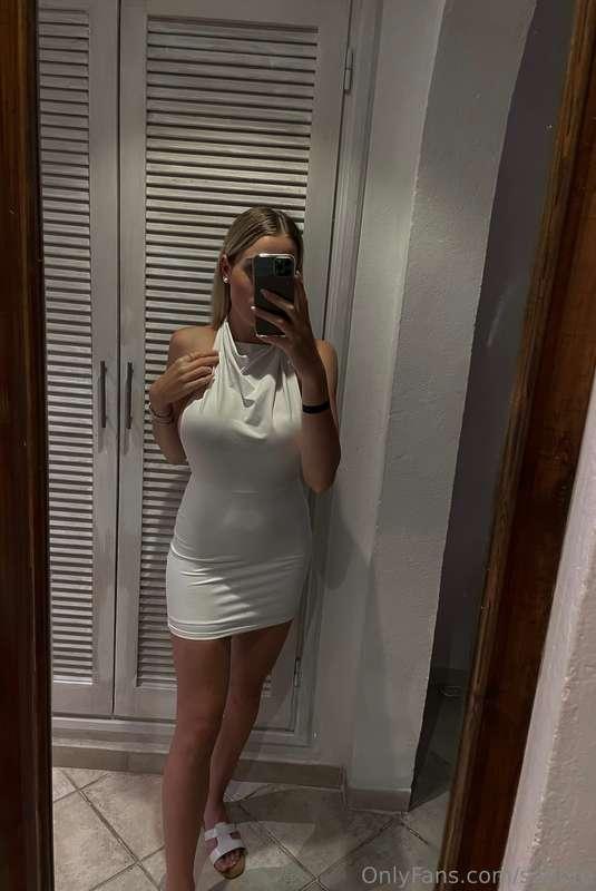 all white angel 🍒