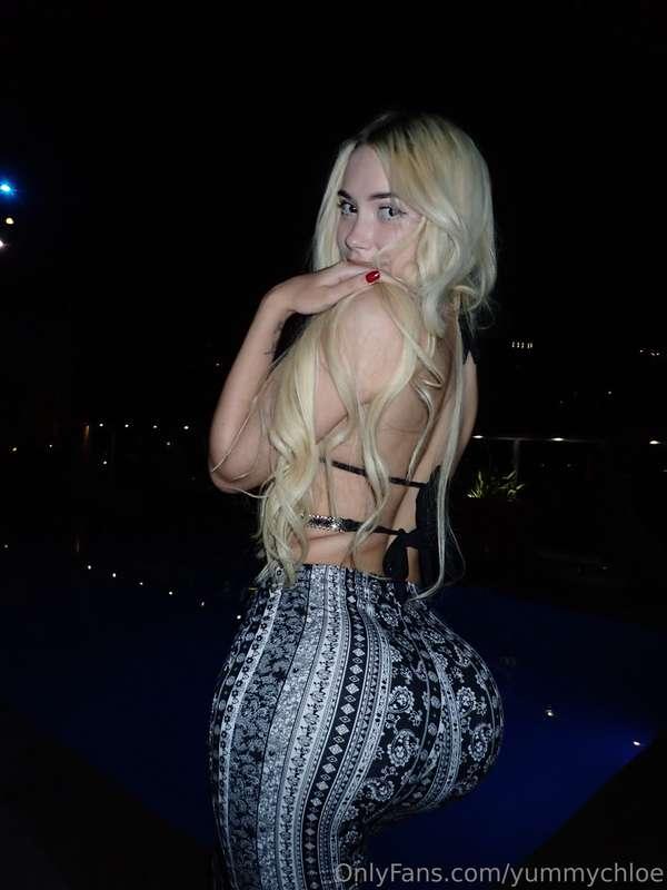 is my ass fat enough???👅