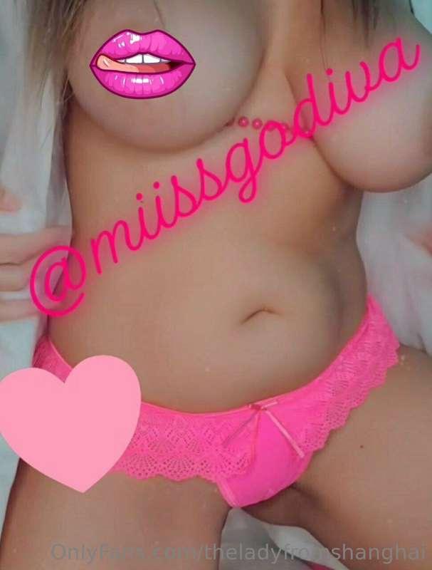 🚫🤚🏽STOP & ENTER 🆓️🚫 

💝Want me to be your virtual girlfriend..