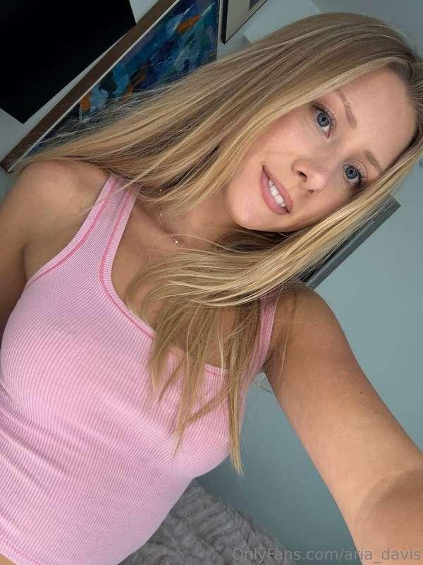 I'm bored rn 😩Do you have something in mind? 😈