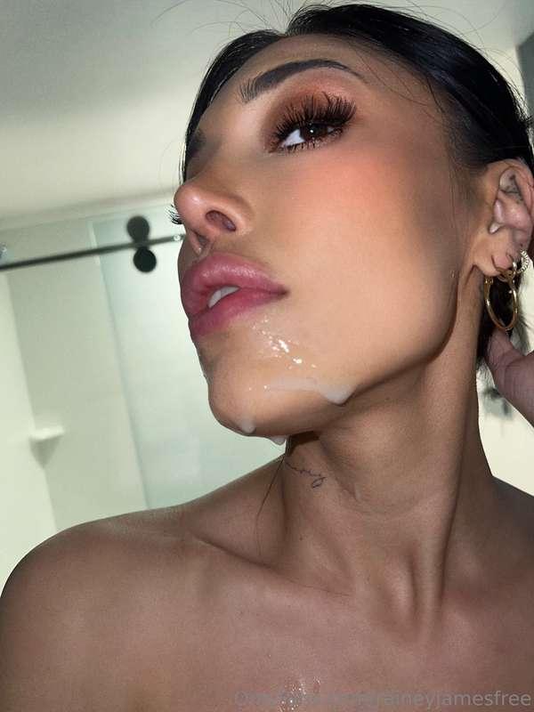 Oops I got something on my face🤭