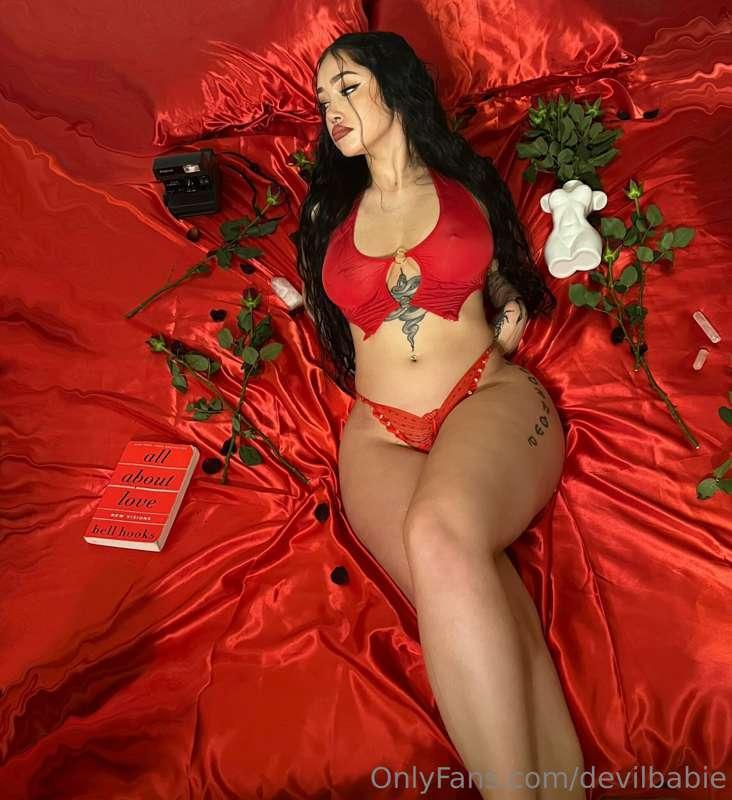 cover me in roses